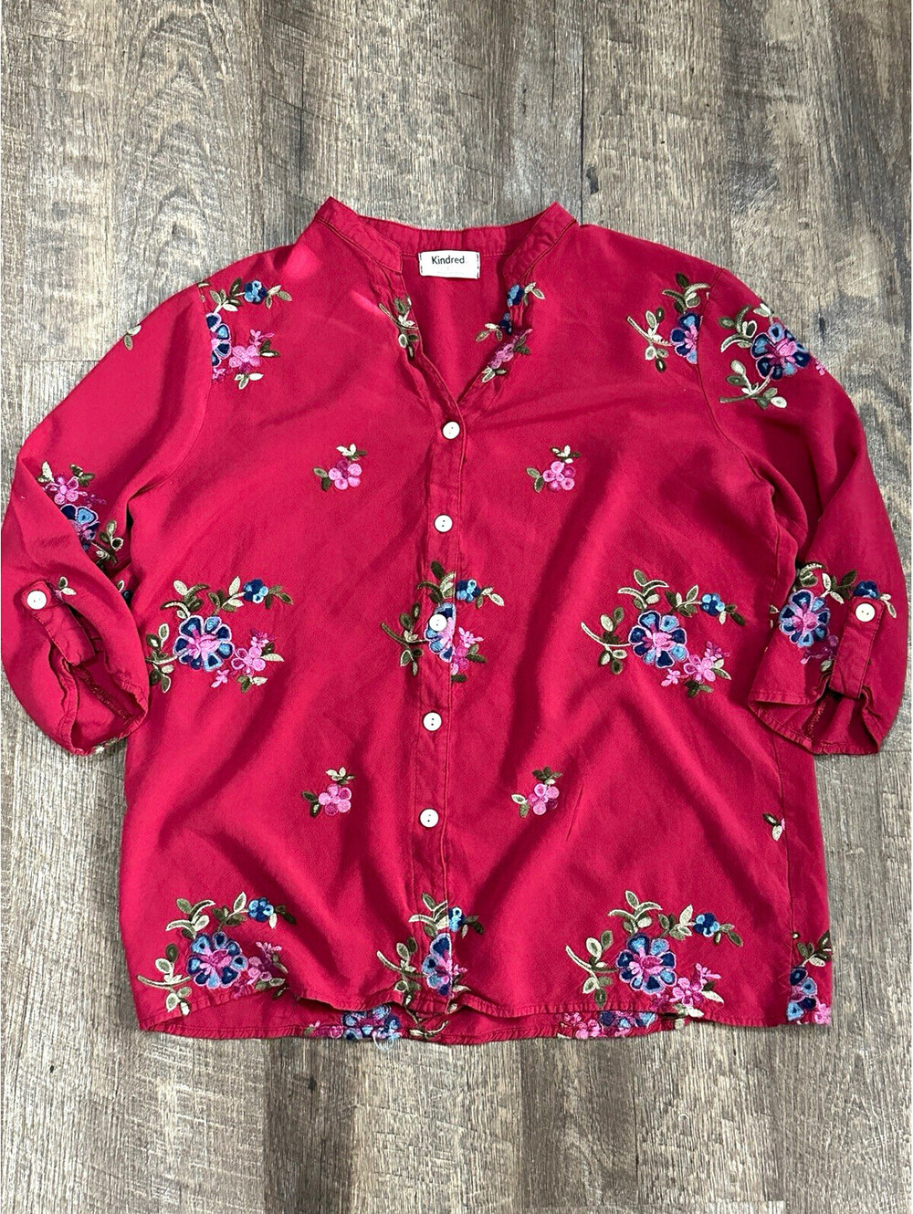 Kindred Anthro Women’s L Red Floral Embroidered Button-Up V-Neck 3/4 Sleeve Boho